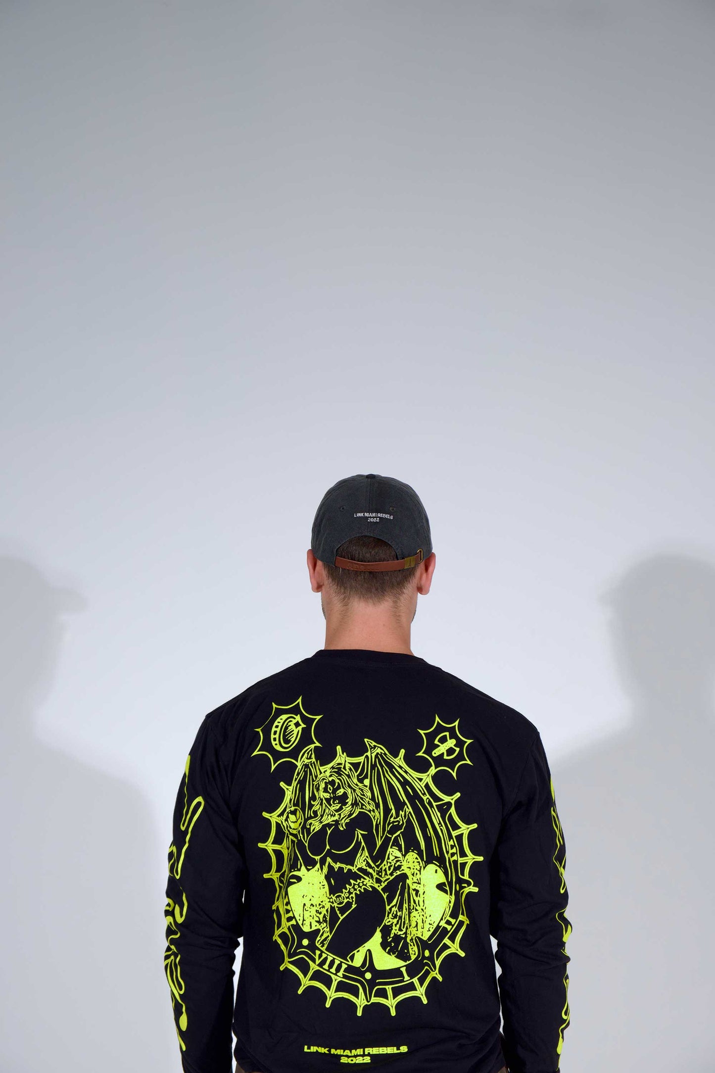 Hocus Pocus LS Tshirt (black/fluo)