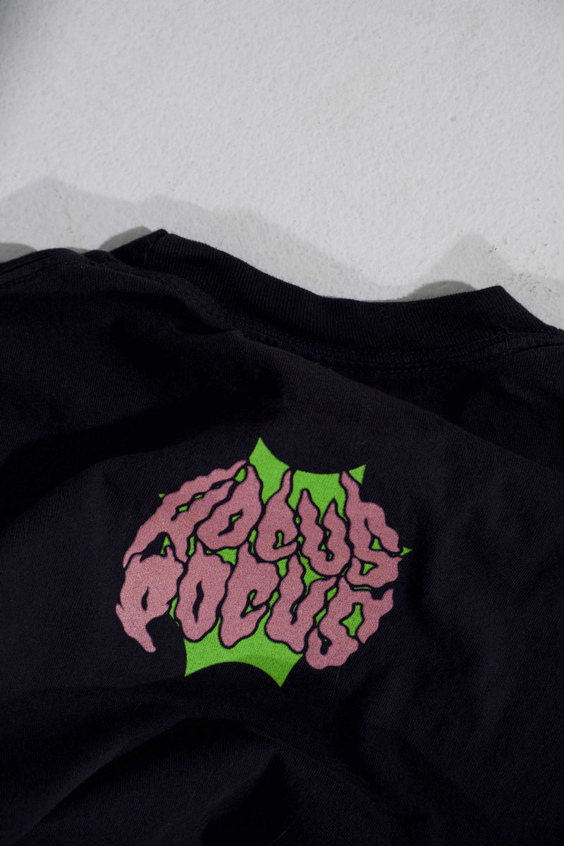 Hocus Pocus Witch TShirt (black/pink)